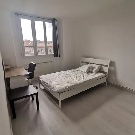 Rent this 3 bed apartment on 3884 Route de Salvaris in 42100 Saint-Étienne, France