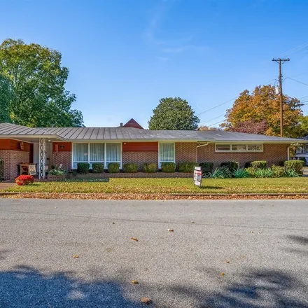 Image 2 - 449 West 5th Street, Russellville, KY 42276, USA - House for sale