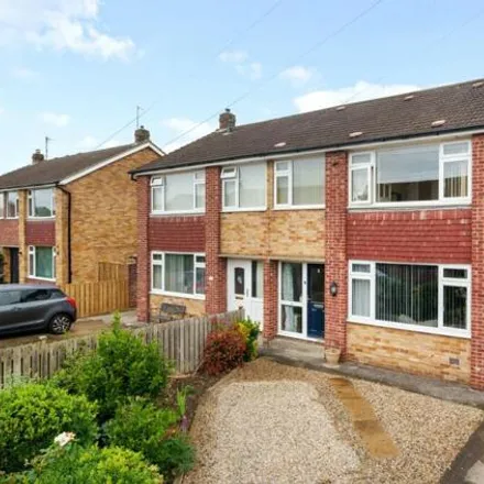 Buy this 4 bed duplex on Newlands Drive in Ripon, HG4 2JY