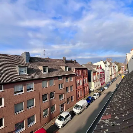 Rent this 6 bed apartment on Lösorter Straße 50 in 47137 Duisburg, Germany
