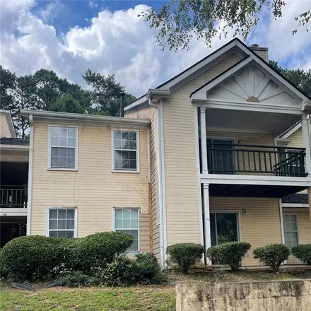 Buy this 2 bed condo on Ridgecreek Drive in Scottdale, GA 30021