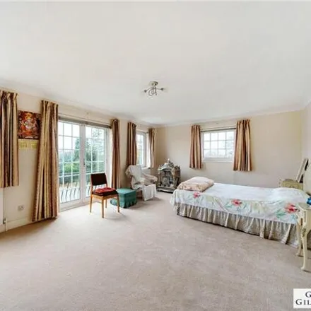 Image 7 - South Hill Avenue, Harrow, Great London, N/a - House for sale