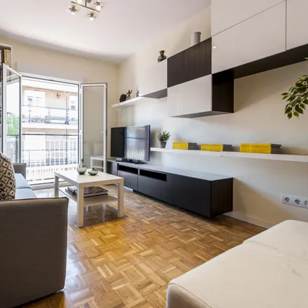 Rent this 2 bed apartment on Calle de Otero in 1, 28028 Madrid