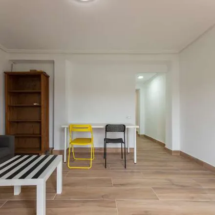 Rent this 3 bed apartment on Carrer del Riu Tajo in 28, 46011 Valencia