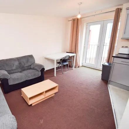 Rent this 3 bed apartment on Knoll Court in Jubilee Road, Newcastle upon Tyne