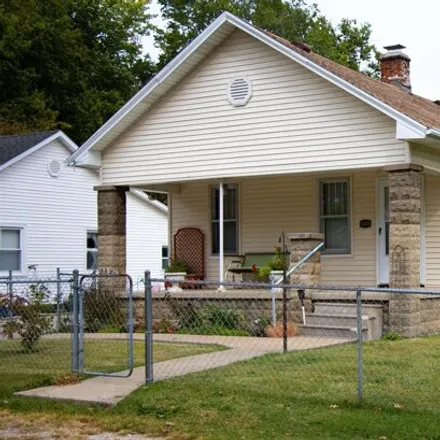 Buy this 2 bed house on 1540 South Fairlawn Avenue in Evansville, IN 47714