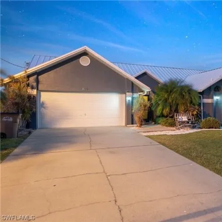 Image 4 - 623 Southwest 57th Street, Cape Coral, FL 33914, USA - House for sale