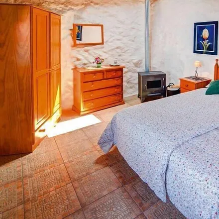 Rent this 4 bed apartment on El Tanque in Avenida Príncipes de España, 38435 El Tanque