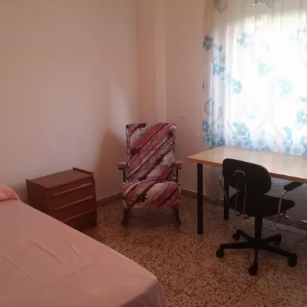 Rent this 7 bed apartment on U invertida in Calle Actor José Crespo, 30002 Murcia