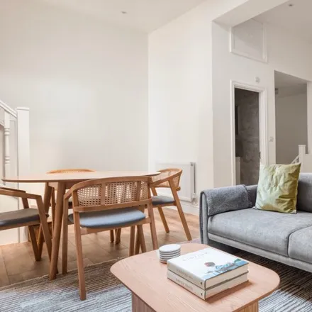 Rent this 2 bed apartment on 1 Rutland Gate Mews in London, SW7 1PH