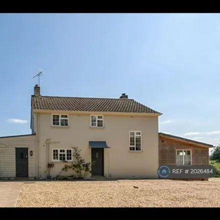 Rent this 6 bed house on Gate Street Farm in Gate Street, Grafham