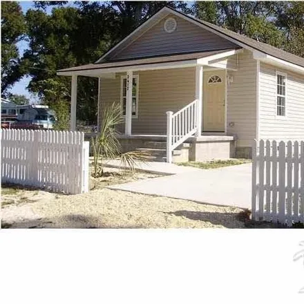 Buy this 3 bed house on 2412 N Q St in Pensacola, Florida
