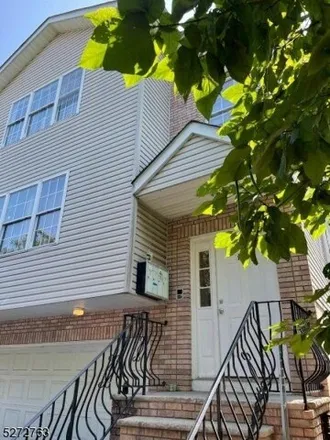 Buy this 8 bed house on 138 South 6th Street in Newark, NJ 07103