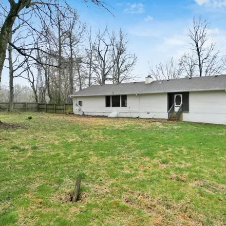Image 3 - 1021 Lowell Bond Road, Pleasant View, Cheatham County, TN 37035, USA - House for sale
