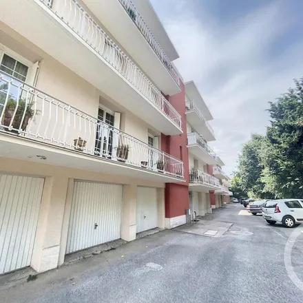 Rent this 1 bed apartment on 42 Route de Lavérune in 34070 Montpellier, France