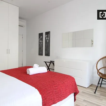 Image 10 - Madrid, chic&basic dot Hotel, Calle del Maestro Victoria, 5, 28013 Madrid - Apartment for rent