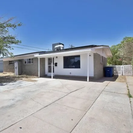 Buy this 3 bed house on 9113 Vicksburg Drive in Mountain View, El Paso
