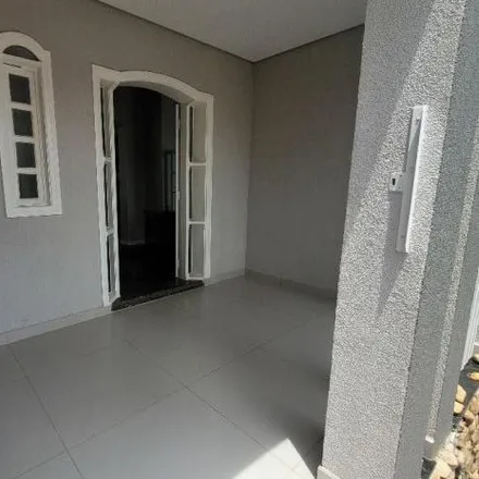 Buy this 3 bed house on Rua Tupis in Vila Godoy, Santa Bárbara d'Oeste - SP
