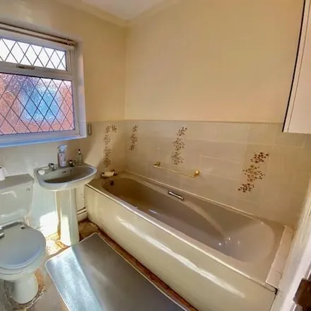 Image 6 - Willow Heights, Rowley Regis, B64 7PL, United Kingdom - House for sale