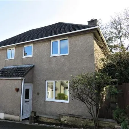 Rent this 3 bed duplex on St. Golder Road in Tredavoe, TR18 5QW