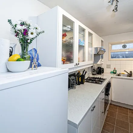 Image 3 - 5-9a Sewdley Street, Clapton Park, London, E5 0AY, United Kingdom - Apartment for rent