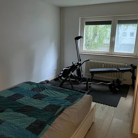 Rent this 3 bed apartment on Dörnigheimer Straße 4 in 60314 Frankfurt, Germany