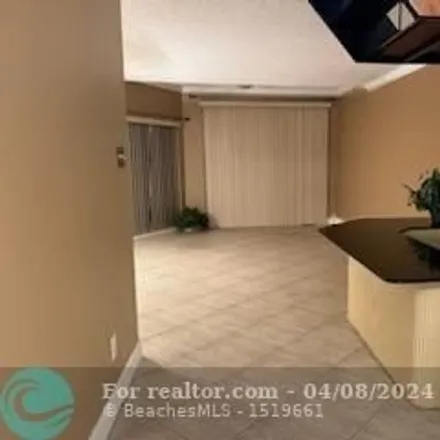 Image 2 - 1232 Twin Lakes Drive, Coral Springs, FL 33071, USA - Townhouse for rent