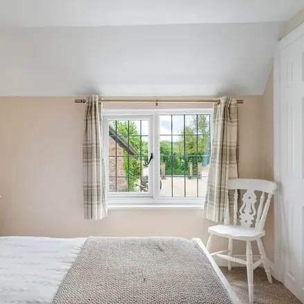 Rent this 3 bed house on Halberton in EX15 3BU, United Kingdom