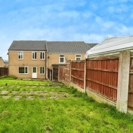 Buy this 3 bed townhouse on Silbury Close in Lower Darwen, BB2 3WF