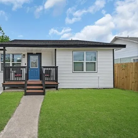 Rent this 3 bed house on 4442 Edison Street in Houston, TX 77009