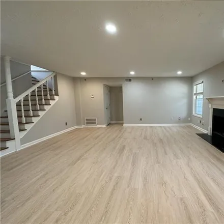 Image 3 - unnamed road, Cobb County, GA, USA - Condo for sale