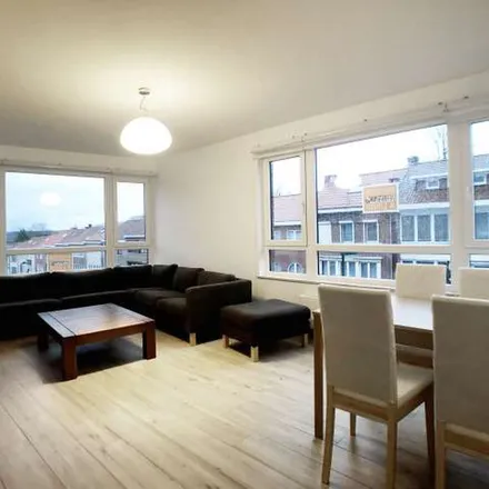 Rent this 1 bed apartment on Pont Beaulieu - Beaulieubrug in E411, 1160 Auderghem - Oudergem