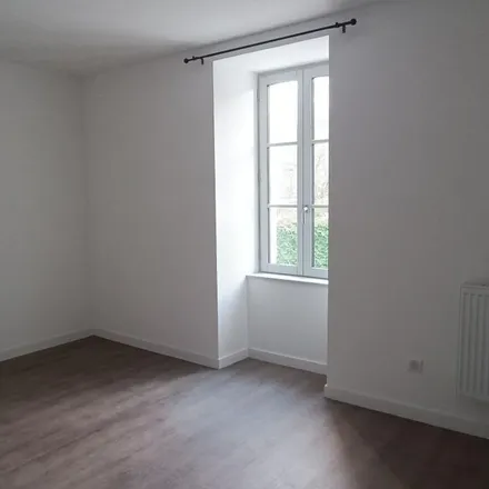 Rent this 4 bed apartment on 14 Rue de Dijon in 21121 Fontaine-lès-Dijon, France