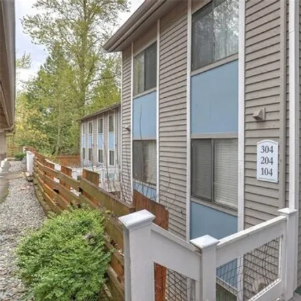 Buy this 3 bed condo on 31511 106th Place Southeast in Auburn, WA 98092