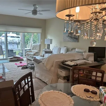 Image 6 - Plaza 41 and Commons, 3345 North Key Drive, Shipyard Villas, North Fort Myers, FL 33903, USA - Townhouse for sale