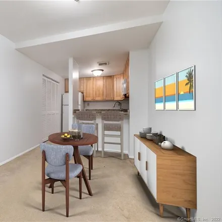 Image 5 - 1633 Washington Boulevard, Northfield, Stamford, CT 06902, USA - Condo for sale