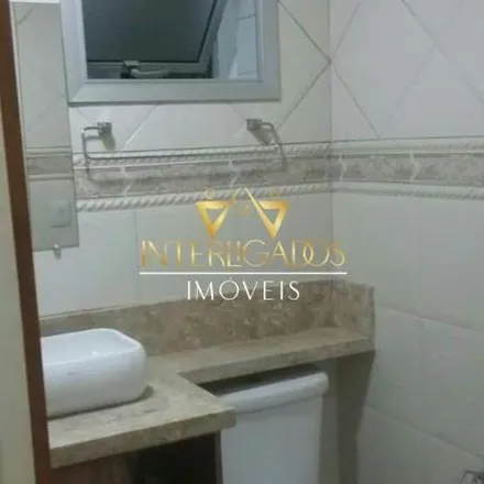 Rent this 2 bed apartment on Fábio Vidros in Rua Bernardo Guimarães, Vila Lutécia
