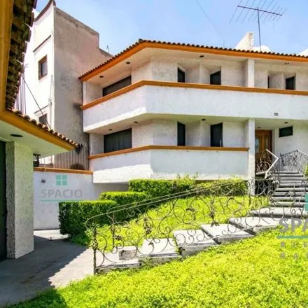 Buy this 5 bed house on Callejón Segundo Niños Héroes in Colonia Santa María Tepepan, 16020 Mexico City