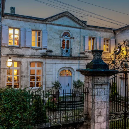 Buy this 8 bed house on 20 Rue Malbec in 47330 Castillonnès, France