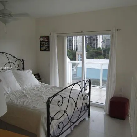Image 5 - 1650 Brickell Avenue, Miami, FL 33129, USA - Apartment for rent