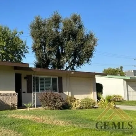 Buy this 2 bed condo on 5708 Indian Wells Avenue in Bakersfield, CA 93309