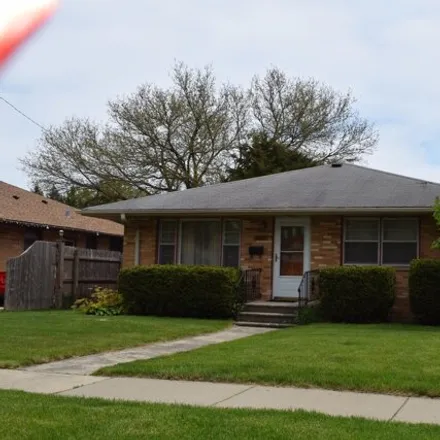 Buy this 3 bed house on 2251 Jackson Street in Waukegan, IL 60087