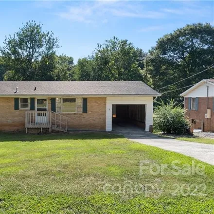 Buy this 3 bed house on 3028 Fallswood Drive in South Gastonia, NC 28052