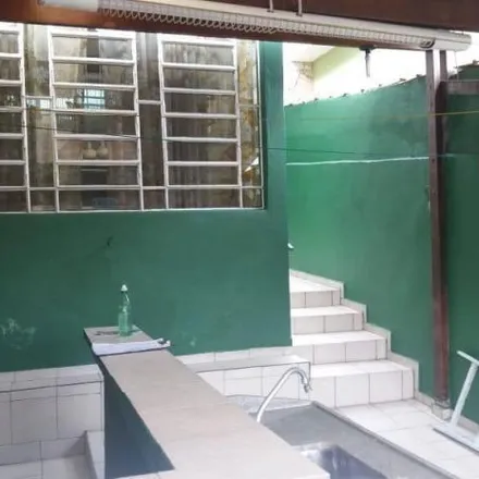 Buy this 2 bed house on Rua Guarani in Baeta Neves, São Bernardo do Campo - SP