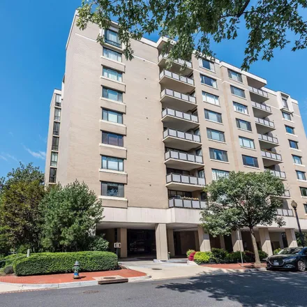 Buy this 2 bed condo on 800 25th Street Northwest in Washington, DC 20037
