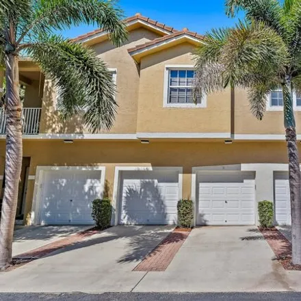 Rent this 3 bed condo on Lighthouse Circle in Tequesta, Palm Beach County
