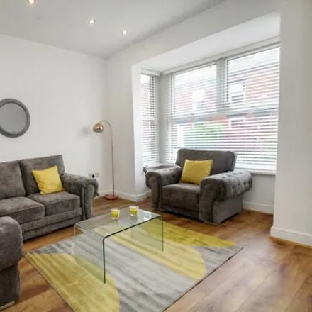 Rent this 5 bed townhouse on Back Wetherby Grove in Leeds, LS4 2JH