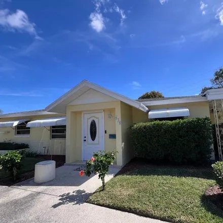 Buy this 3 bed house on 690 West Kalmia Drive in Lake Park, Palm Beach County