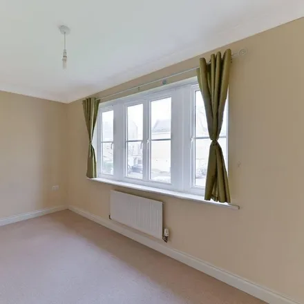 Image 3 - Sparkes Close, London, BR2 9GE, United Kingdom - Townhouse for rent