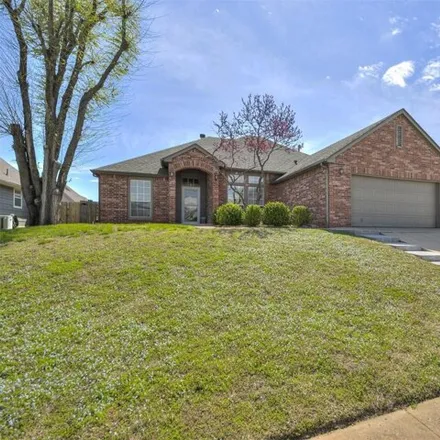 Buy this 3 bed house on 109 E Indianapolis St in Broken Arrow, Oklahoma